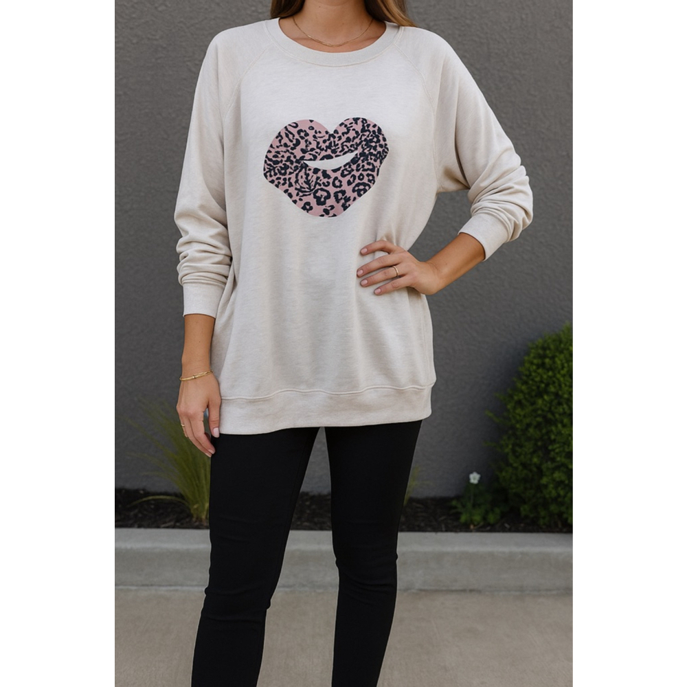 Wildfox Beige Leopard Lips Sweatshirt Size 2X Oversized Cozy Graphic Pullover